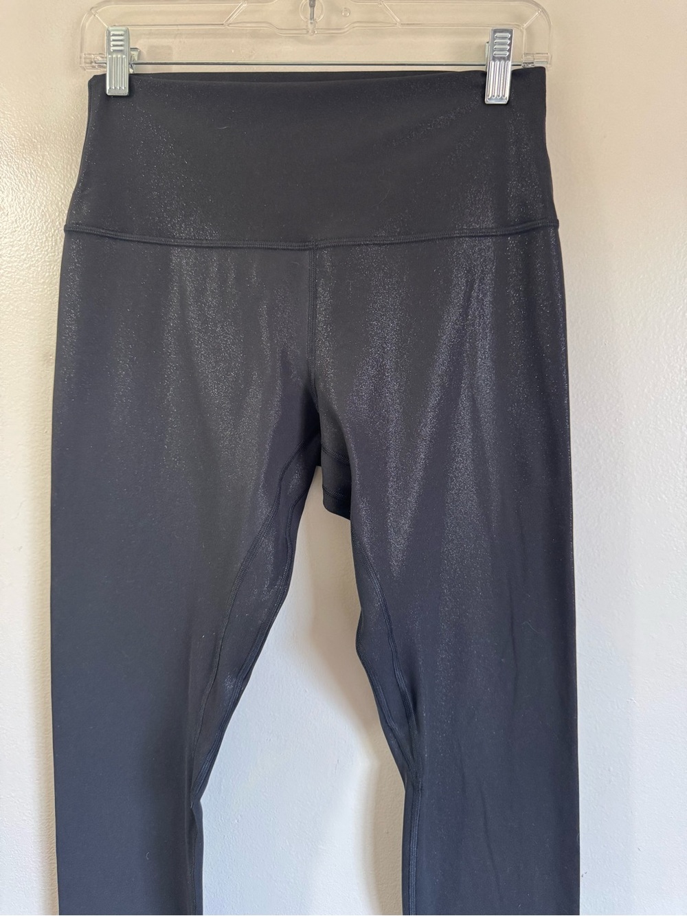Lululemon Align High-Rise Pant 25"
Shimmer Luxe Shine Foil Black size 10 - Picture 5 of 14